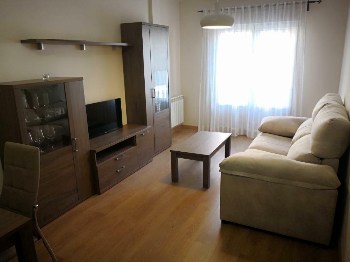 Apartamentos Torre De Gredos Arenas de San Pedro Kültér fotó